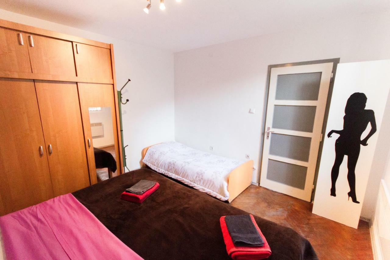 بولا Apartment T & D المظهر الخارجي الصورة